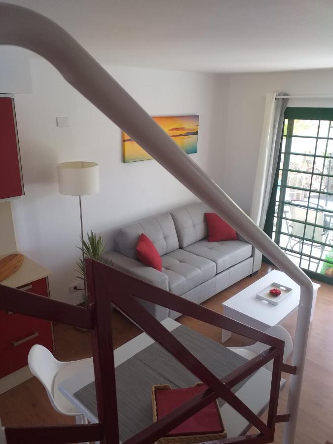 Apartment Duplex -The Sunny Hut - Swimming Pool - Free Wifi & Ac- Residence Las Marinas Puerto del Carmen  Exteriör bild
