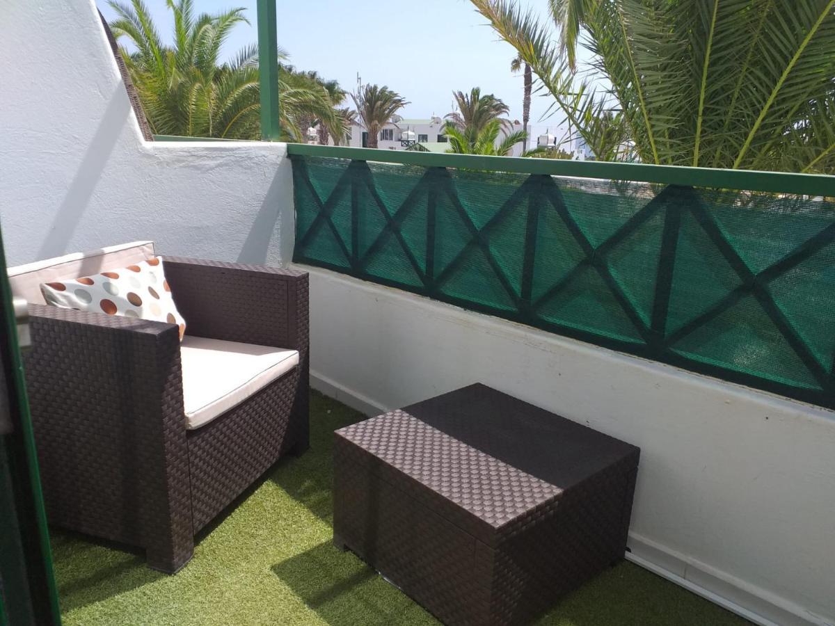 Apartment Duplex -The Sunny Hut - Swimming Pool - Free Wifi & Ac- Residence Las Marinas Puerto del Carmen  Exteriör bild